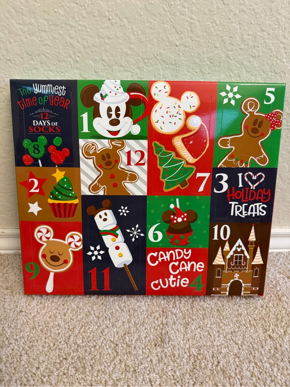 Disney Parks Holiday Sweets Socks Advent Calender